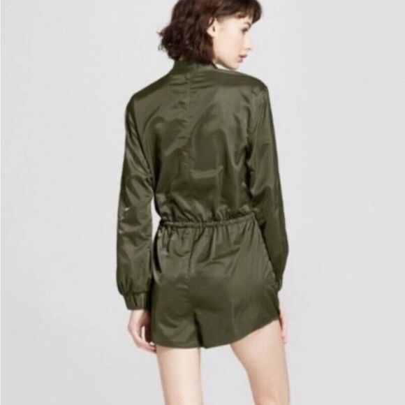 Hunter Target Olive Green Romper - Picture 14 of 17